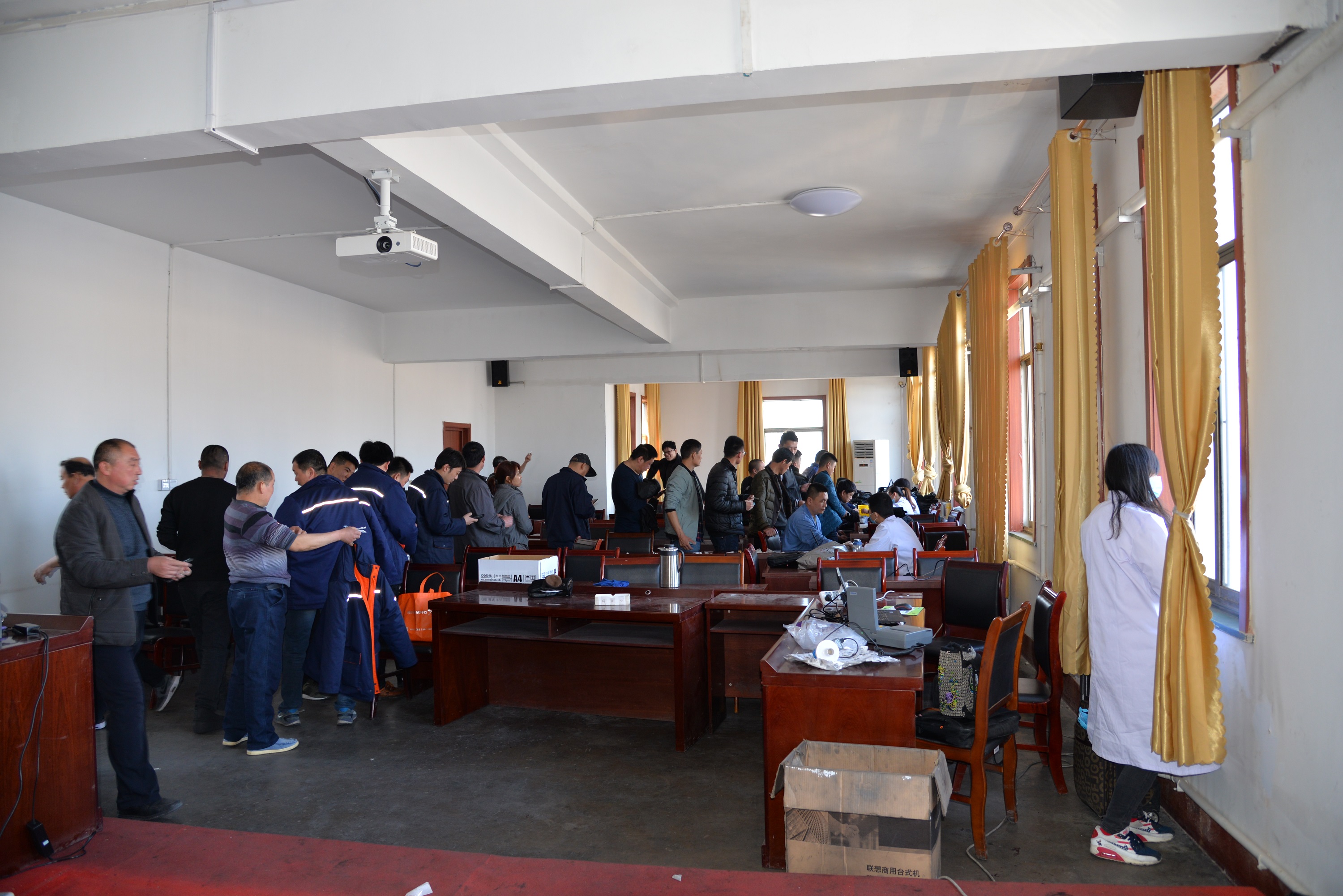 山东八三石墨新材料厂2019年度职业病健康体检工作顺利完成 (图1)